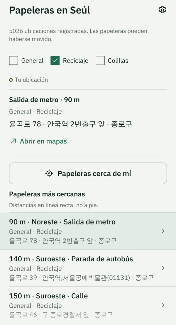 La pestaña Papeleras de TapSeoul cerca de la estación Anguk con el filtro Reciclaje activado
